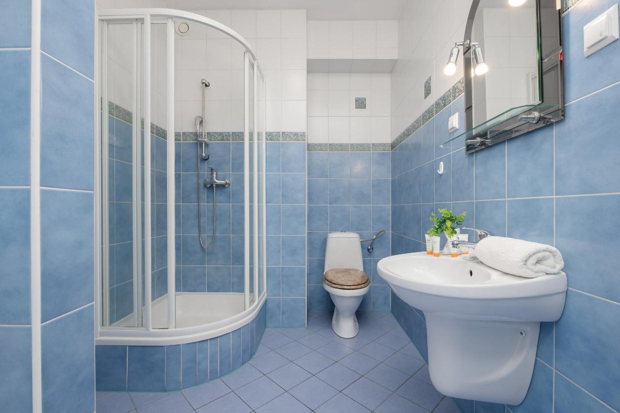 Apartament Floral With Balcony Near Gdanska By Renters